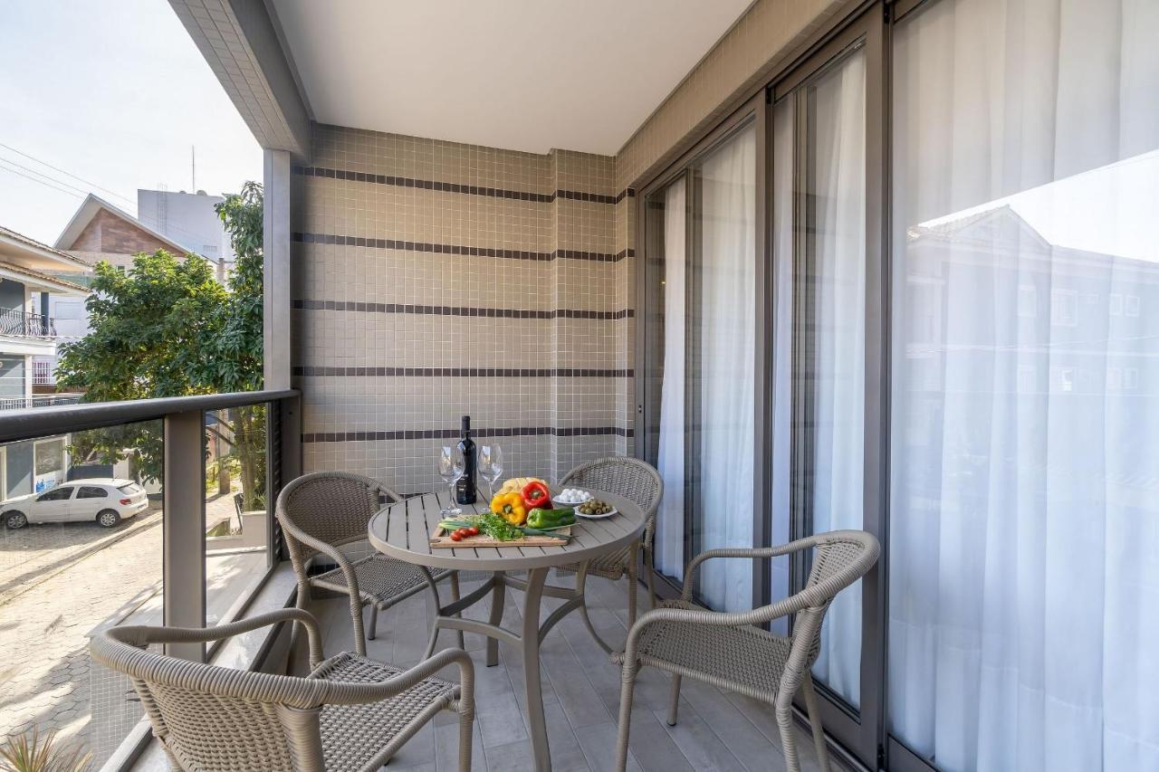Porto Madero - Apartamento Alto Padrao Em Condo Com Piscina Bombinhas Buitenkant foto